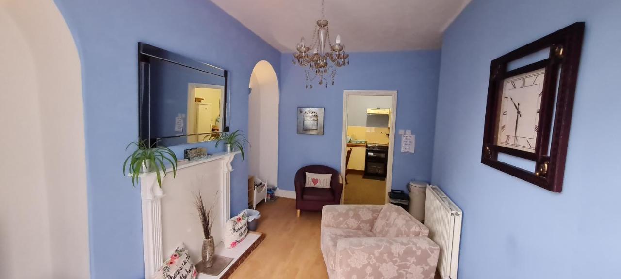 17 Bridge St, 3 Bedroom Flat Aberystwyth Bagian luar foto